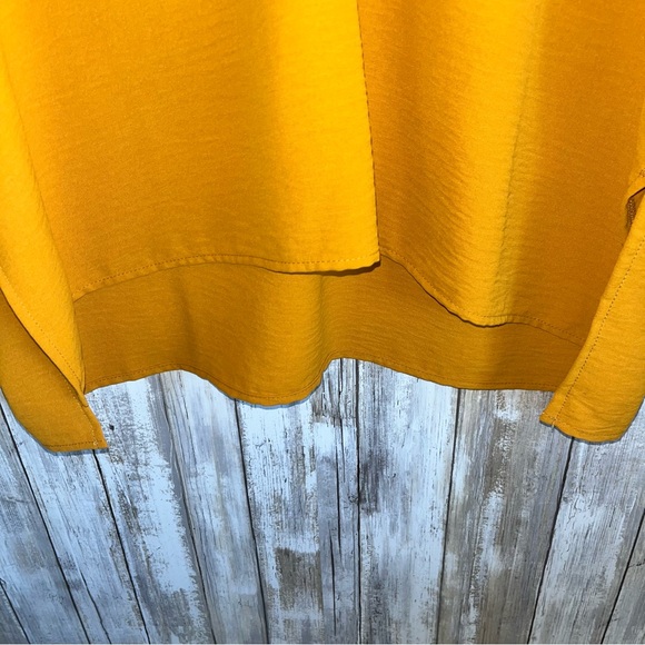 BiBi Mustard Oversized High Low Pocket Blouse - Picture 2 of 6